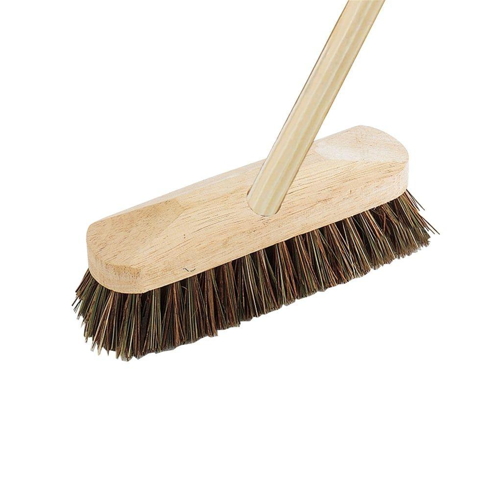 DECK SCRUBBER COMPLETE (wood) Raynor Hygiene